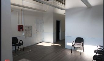 112 N Madison Ave, Aurora, MO 65605