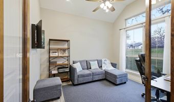 117 Crescent Rdg, Adkins, TX 78101