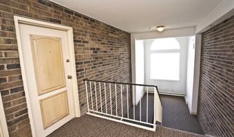 126 S La Londe Ave, Addison, IL 60101