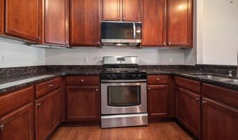 937 E E Summerfield Glen Cir, Ann Arbor, MI 48103