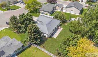 884 Pearl Dr, Blackfoot, ID 83221