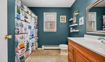 3 Mary Ann Dr, Danbury, CT 06811