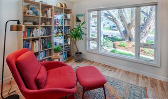 560 Iris Ave, Boulder, CO 80304