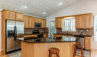 167 Cranberry Ridge Rd, Glocester, RI 02857