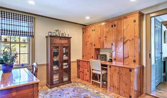 324 Pleasant St, East Providence, RI 02916