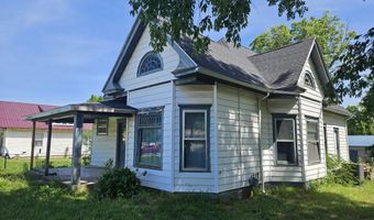 203 E Pennington Ave, Ava, MO 65608