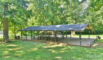 64 Arthur Rd, Asheville, NC 28806