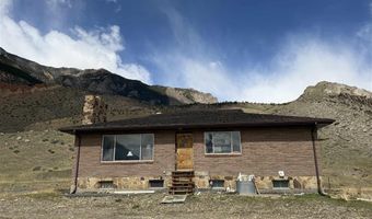 635 Road 8VC, Clark, WY 82435