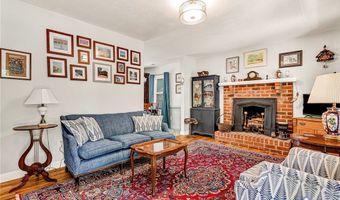 104 Five Oaks Ln, Ashland, VA 23005