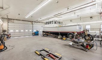 33 Bunker Hill Rd, Auburn, NH 03032