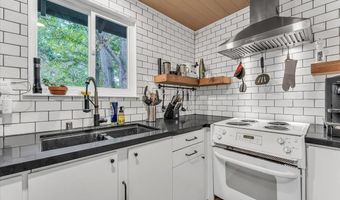 612 Cottonwood Dr, Carson City, NV 89701