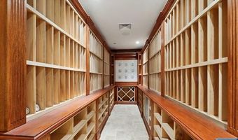 31 Marie Major Dr, Alpine, NJ 07620