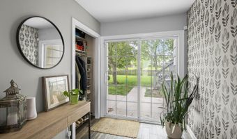 2518 N Ridge Ave, Arlington Heights, IL 60004