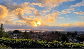 1184 Bayview St, Arcata, CA 95521