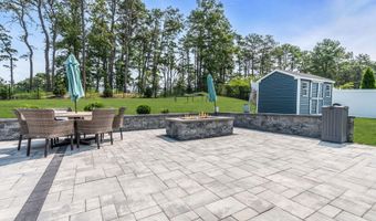 20 Hannah Lee Rd, Barnegat, NJ 08005