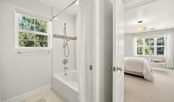 161 Sunnyview Dr, Ashland, OR 97520