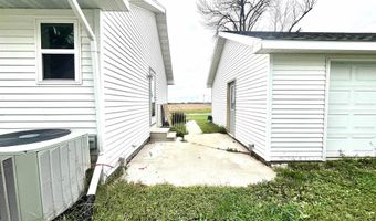 64505 Dunbar Rd, Atlantic, IA 50022
