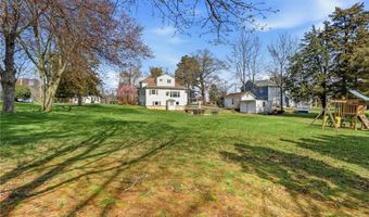 230 School St, Lincoln, RI 02865