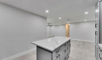 1025 APOLLO BEACH Blvd 1, Apollo Beach, FL 33572