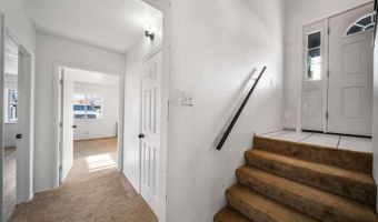 207 MESA Dr, Aztec, NM 87410