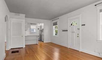 2 HIGHLAND Ave, Annapolis, MD 21403