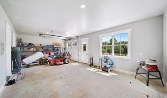 1380 Cronic Town Rd, Auburn, GA 30011