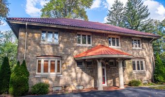 3405 CRESCENT Rd, Altoona, PA 16602