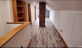 8264 E Schnellville Rd, Birdseye, IN 47513