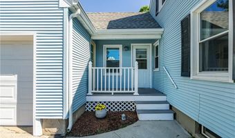11 Bellevue Dr, Cranston, RI 02920