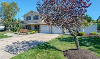 38 Holly Dr, Parlin, NJ 08859