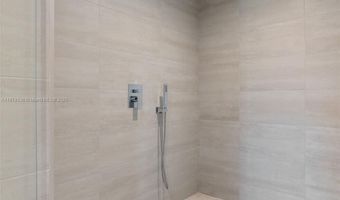 10281 W Bay Harbor Dr 402, Bay Harbor Islands, FL 33154