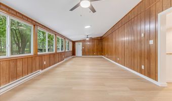 13 Poplar Dr, Albrightsville, PA 18210
