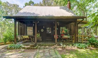 230 Skyview Dr, Clarkesville, GA 30523