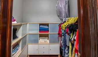989 McCabe Ave NE, Ada, MI 49301