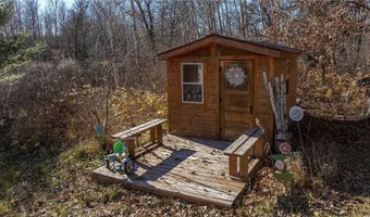 3895 Division St W, Backus, MN 56435