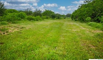 La Vernia Road, Adkins, TX 78101