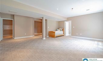 6958 Lehigh Ct, Allentown, PA 18106