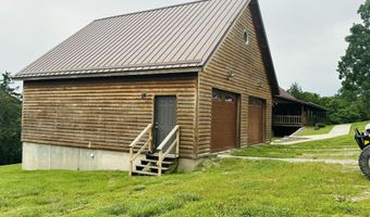300 Round Up Ln, Bakersfield, MO 65609