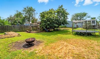 1213 S 14th St, Adel, IA 50003