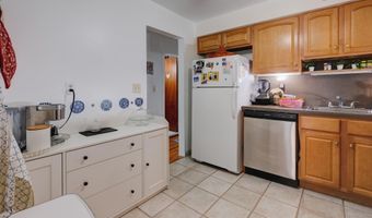 4 SUNSET Ave, Bayonne, NJ 07002