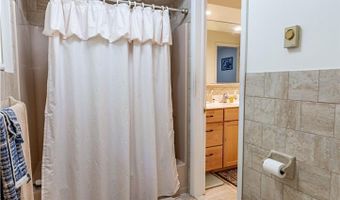2442 Lisa Ln, Allentown, PA 18104