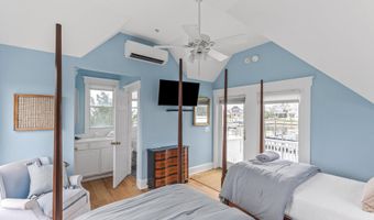 41 Transom Row, Bald Head Island, NC 28461