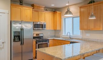 21022 JENNY MARIE Ln, Aurora, OR 97002