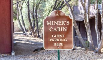 42179 High Point Ct, Ahwahnee, CA 93601