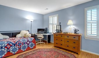 6701 WASHINGTON Blvd B, Arlington, VA 22213