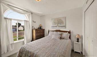 3864 E John Adams Pkwy, Ammon, ID 83406