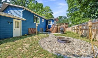 825 Valley Dr, Amherst, OH 44001