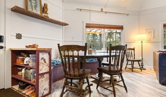 9785 Edna Pl, Cascade, ID 83611