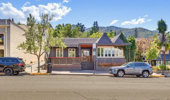 120 E Main St, Ashland, OR 97520