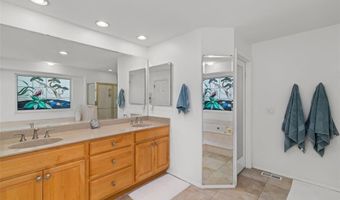 915 Timber Glen Ln, Ballwin, MO 63021